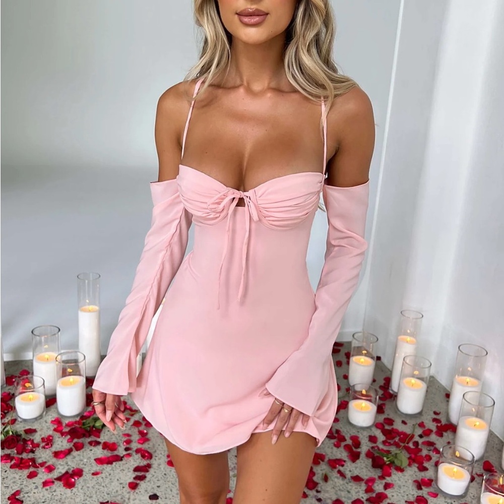 Elegant Pink Off-Shoulder Dress by Babyboo. NWT. Size Small..